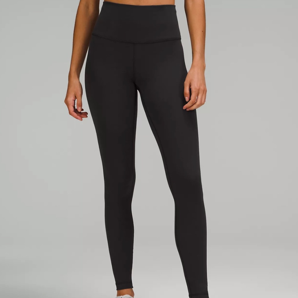 Wunder Train High-Rise Tight 28" (Lululemon leggings)
